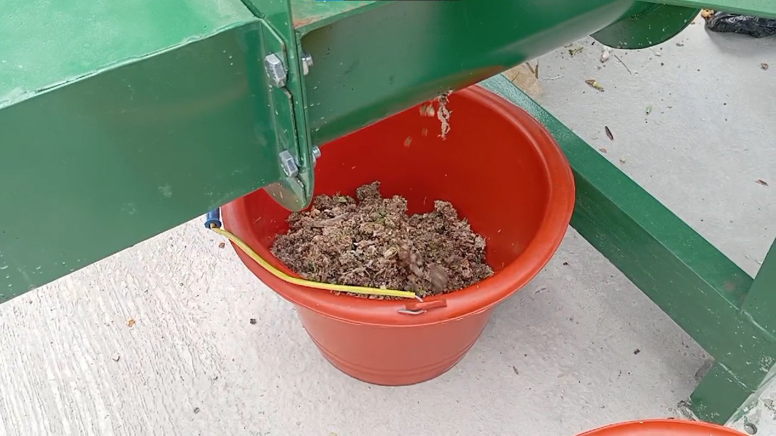 pemilah sampah bubur sampah organik